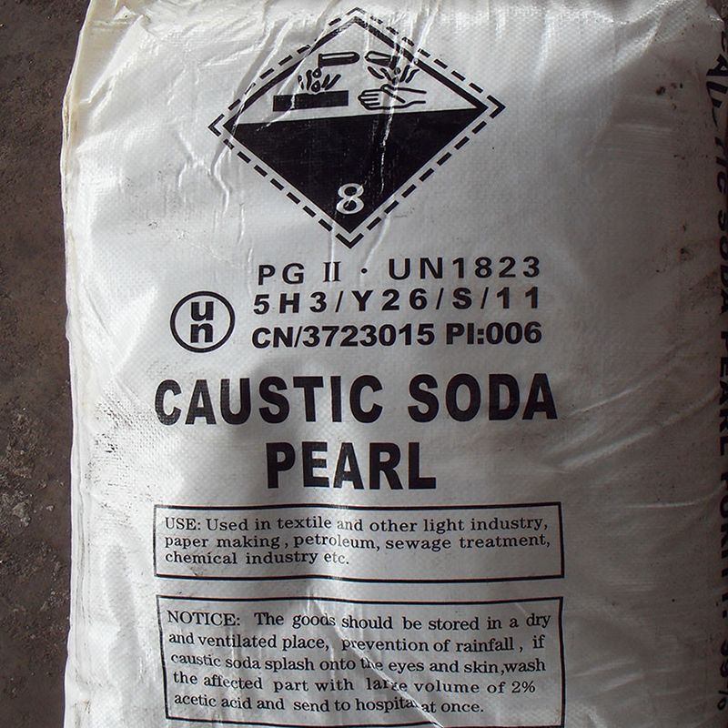 NAOH Strong Alkaline Caustic Soda Pearls untuk Pembuatan Kertas